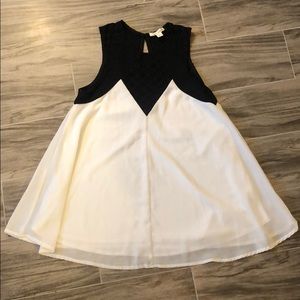 Black and white long tank top